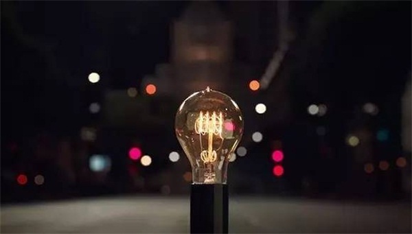 苹果新广告宣传片-堪比人类历史伟大发明 苹果新广告宣传片-堪比人类历史伟大发明