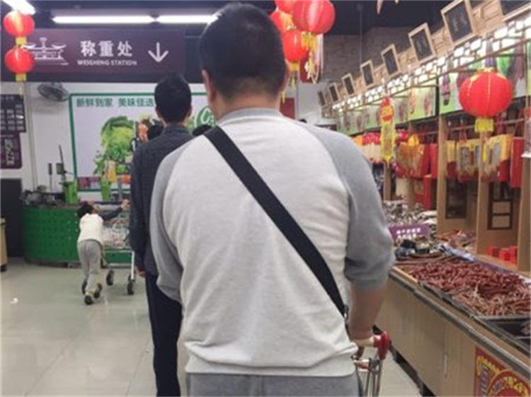 虎口来临时还有空遐想？再不做个企业宣传片就被一口吃了