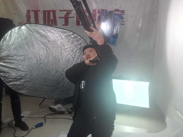 企业宣传片制作筹备阶段中导演该做什么? 企业宣传片制作筹备阶段中导演该做什么?