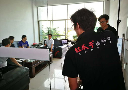 红瓜子传媒为客户拍摄企业宣传片